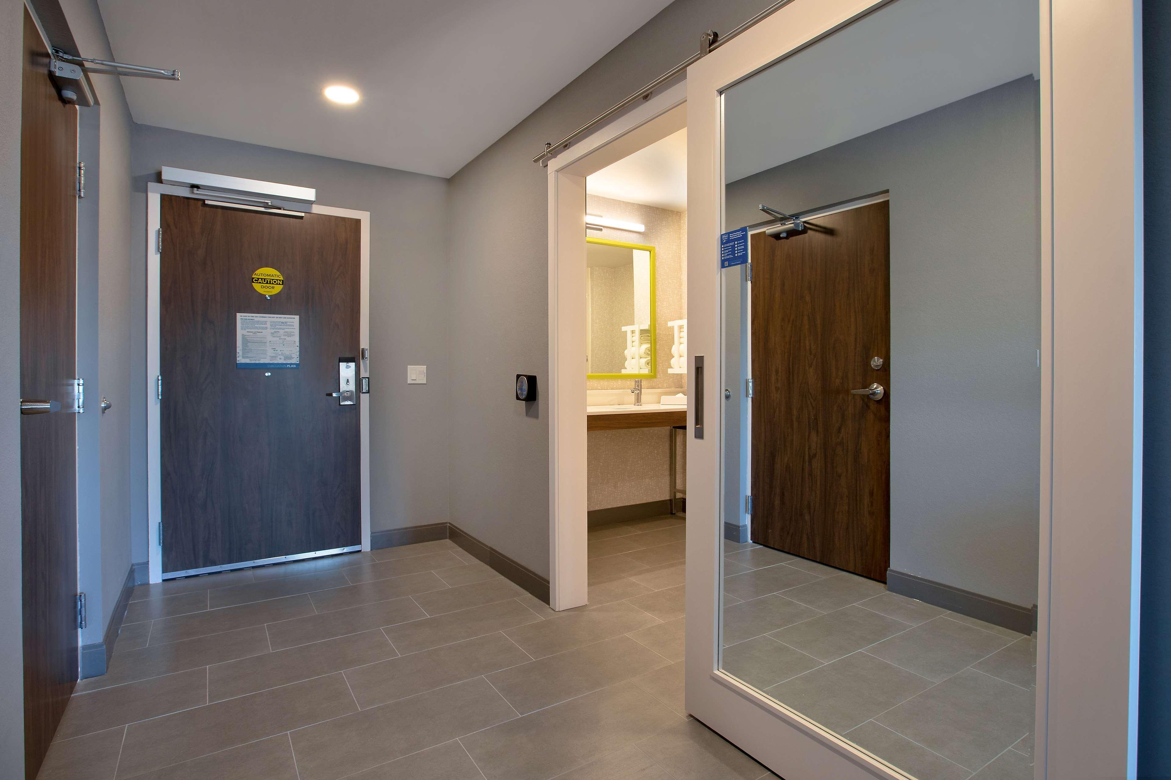 Hampton Inn & Suites Ottawa West, Ontario, Canada Ngoại thất bức ảnh